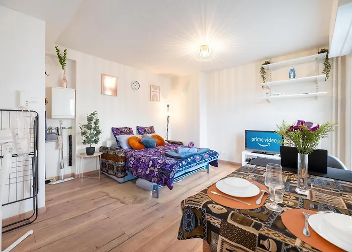 Studio Strasbourg Gare Tram Chu Straßburg